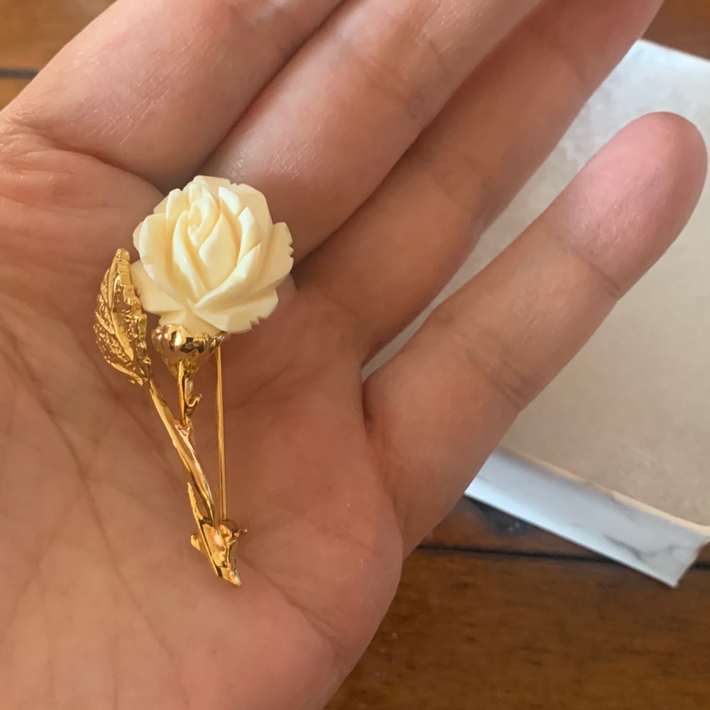 Elegant Costume Jewelry Rose Brooch
